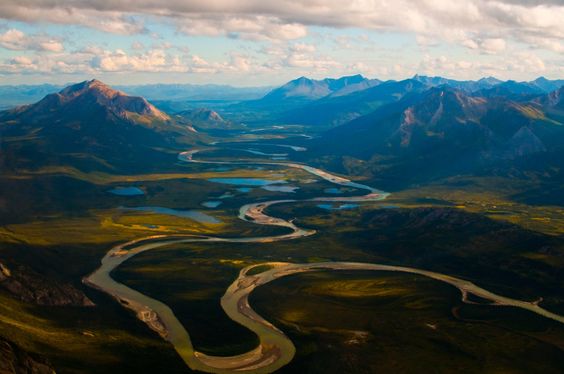 Top 16 Spectacular Rivers That Will Stun You with Their Unbelievable Beauty