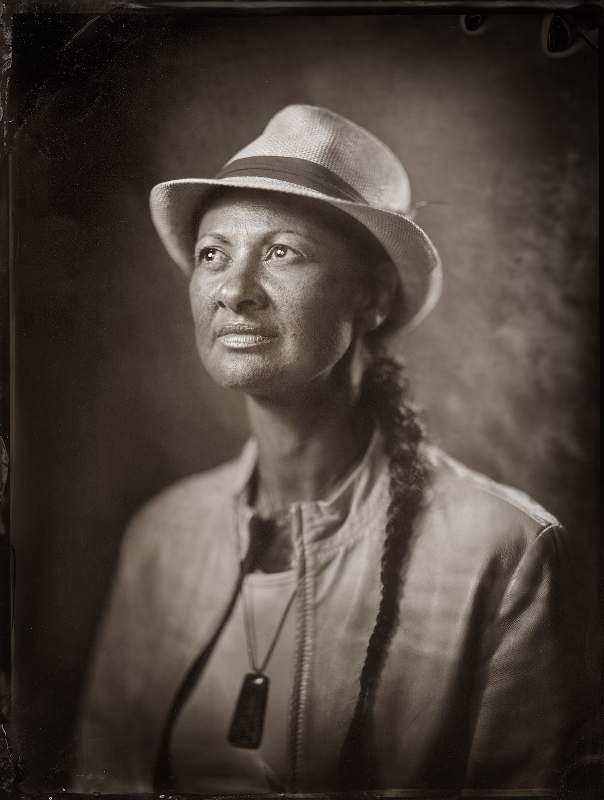 Портретна фотографія маорі Майкла Бредлі