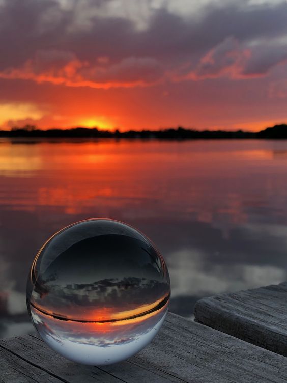 17 Glass Balls Reflecting Wonderful Landscapes
